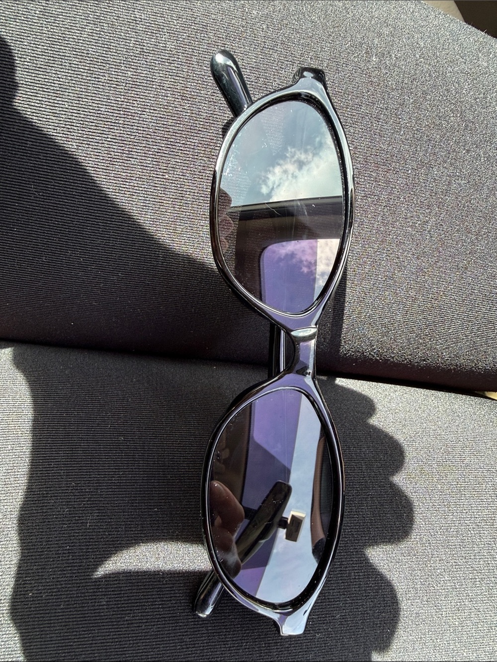 Black Oval Women’s Sunglasses - Classic UV Protection